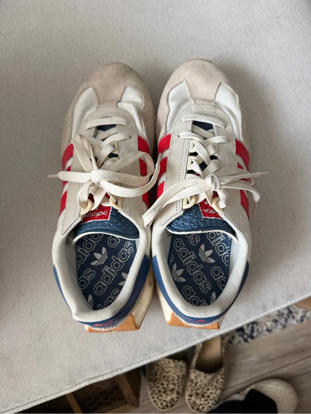 Adidas Retro Casual Sneakers in Cream with Red and Blue Accents